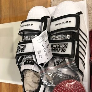 adidas ji won choi x olivia oblanc superstar w